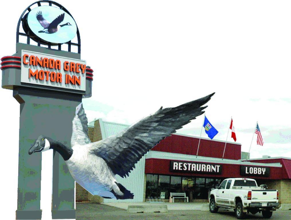 Travelodge Hanna Canada Grey Exteriör bild